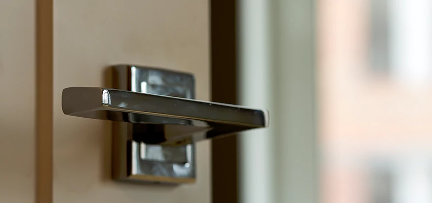 Door Lever Knob Repair in Davie, Florida