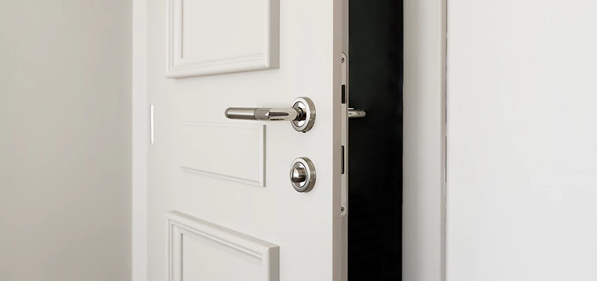 Folding Bathroom Door With Lock Solutions in Davie, FL